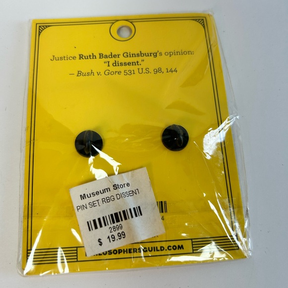 Ruth Bader Ginsburg RBG “I Dissent” Enamel Pin Set Collectible - Picture 3 of 4